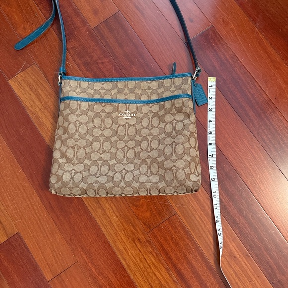 Coach Tan and Blue Crossbody Bag Beautiful Condition - Picture 3 of 7